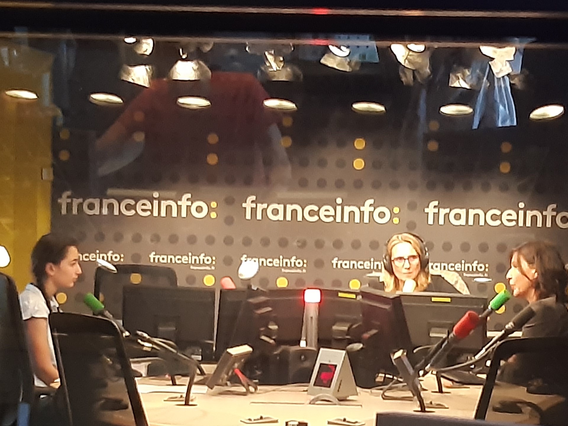 Retours sur le T1 de la famille Papillon – France Inter,  France 3 Bourgogne, Okapi, Citrouille Hebdo, Ouest France